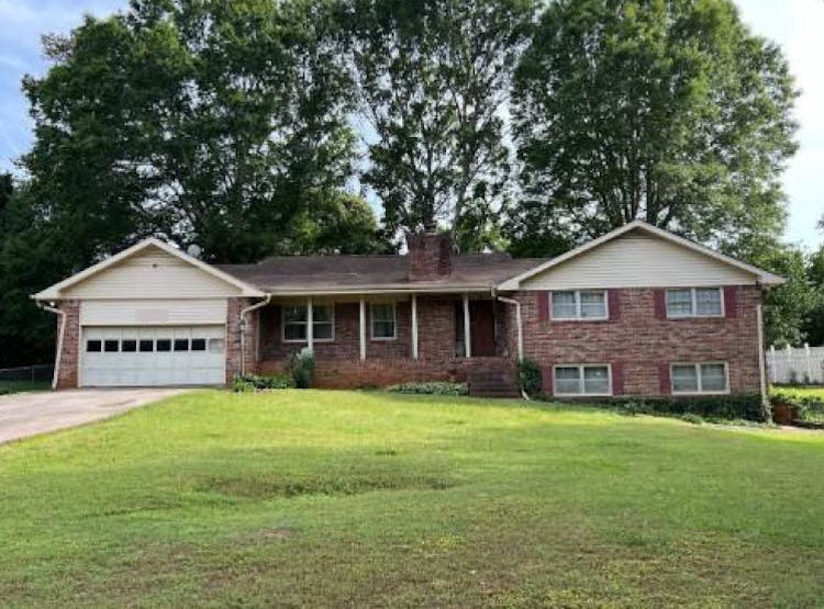 1721 Brenda Dr, Jonesboro, GA, 30236, USA