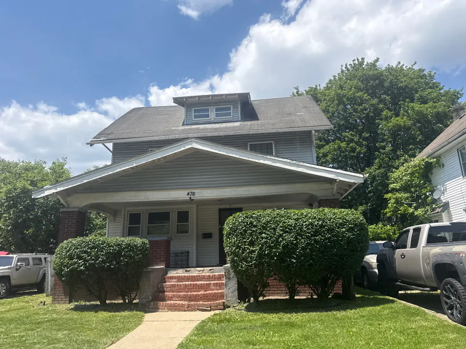 476 Hillwood Dr Akron, OH 44320, Summit County