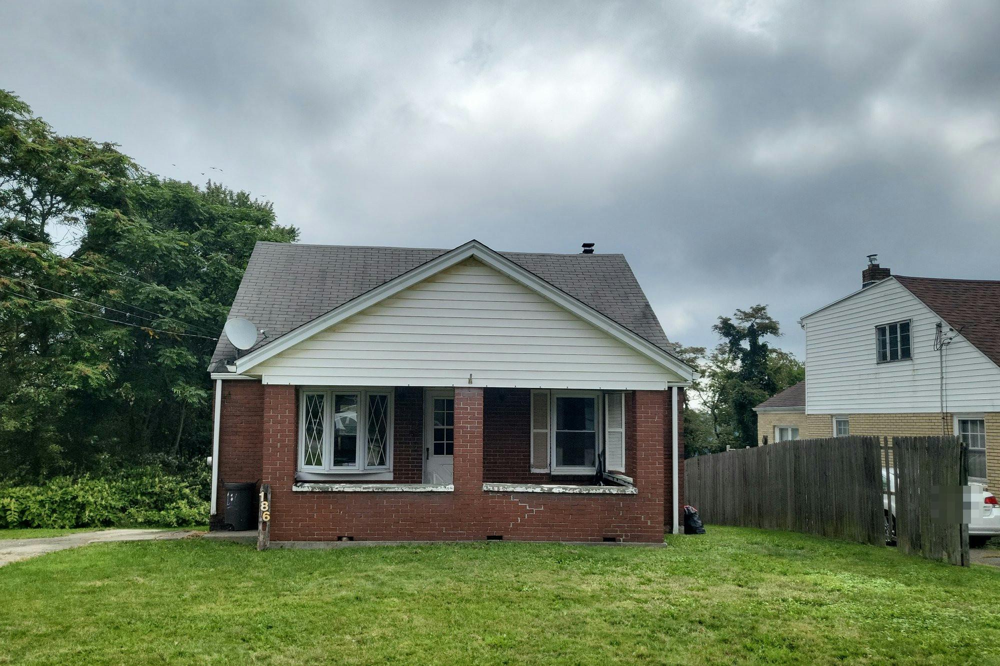 Central Ave, North Versailles, PA 15137