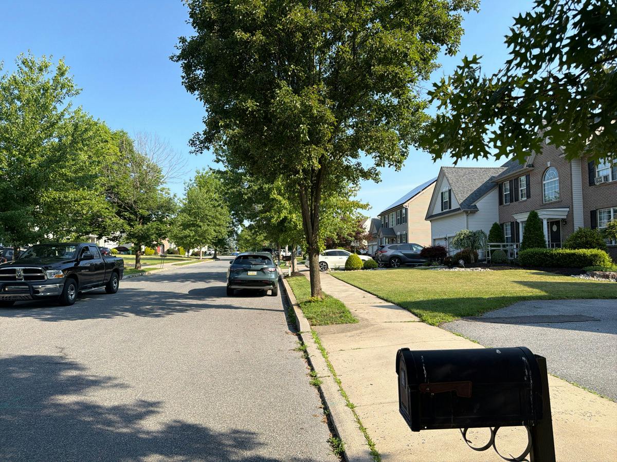 Ashlee Ct, Easton, PA 18045