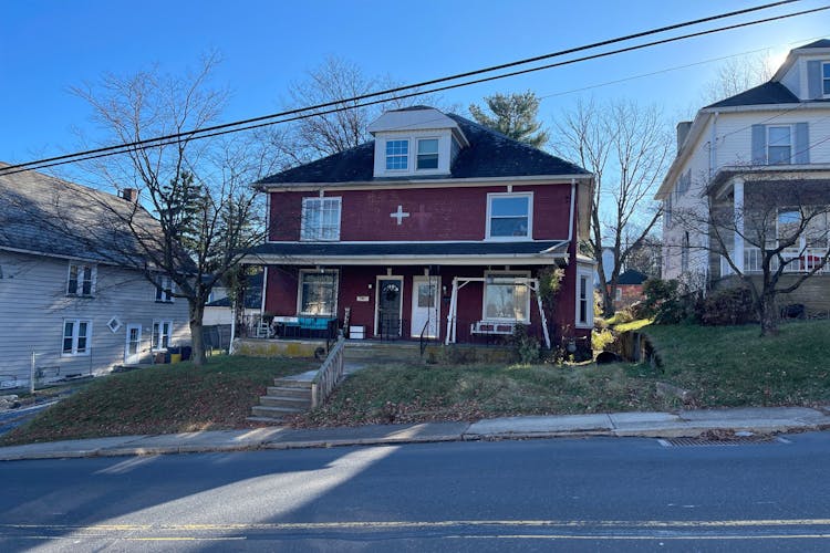 722 Market St Bangor PA 18013 USA 722-market-st-bangor-pa-18013-usa