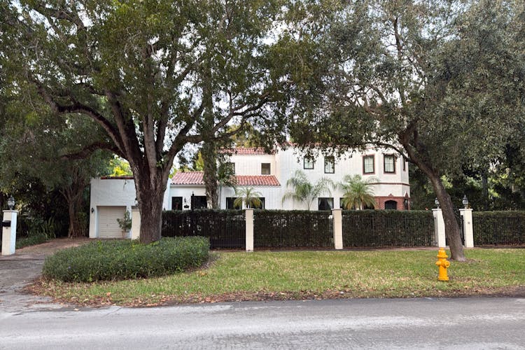 6825 Riviera Drive Coral Gables, FL 33146, Miami-Dade County