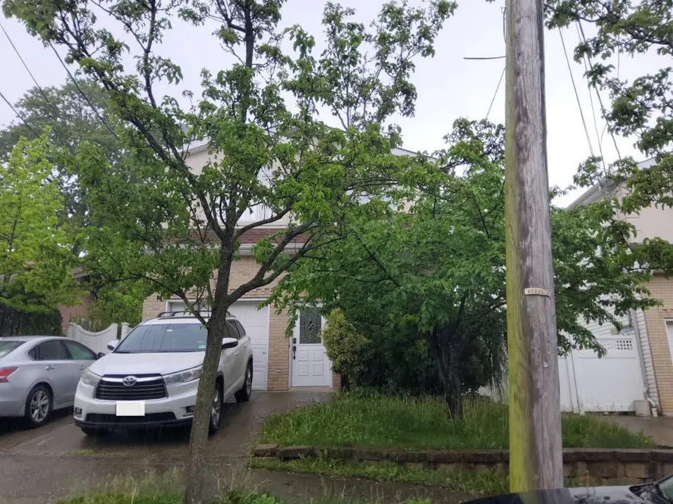 335 Eltingville Boulevard Staten Island, NY 10312, Richmond County
