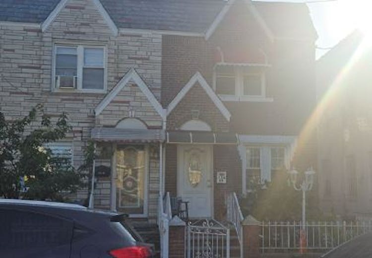 11615 135th St South Ozone Park, NY 11420, Queens County
