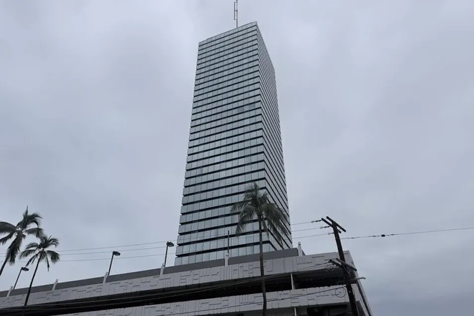 1750 Kalakaua Ave 1911 Honolulu, HI 96826, Honolulu County