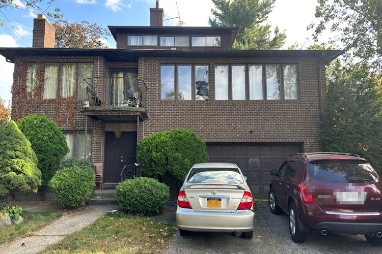 249-14 38th Ave Little Neck, NY 11363, Queens County