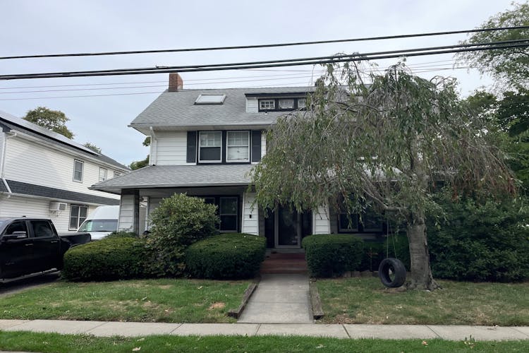 73 Peterson Place Lynbrook, NY 11563, Nassau County