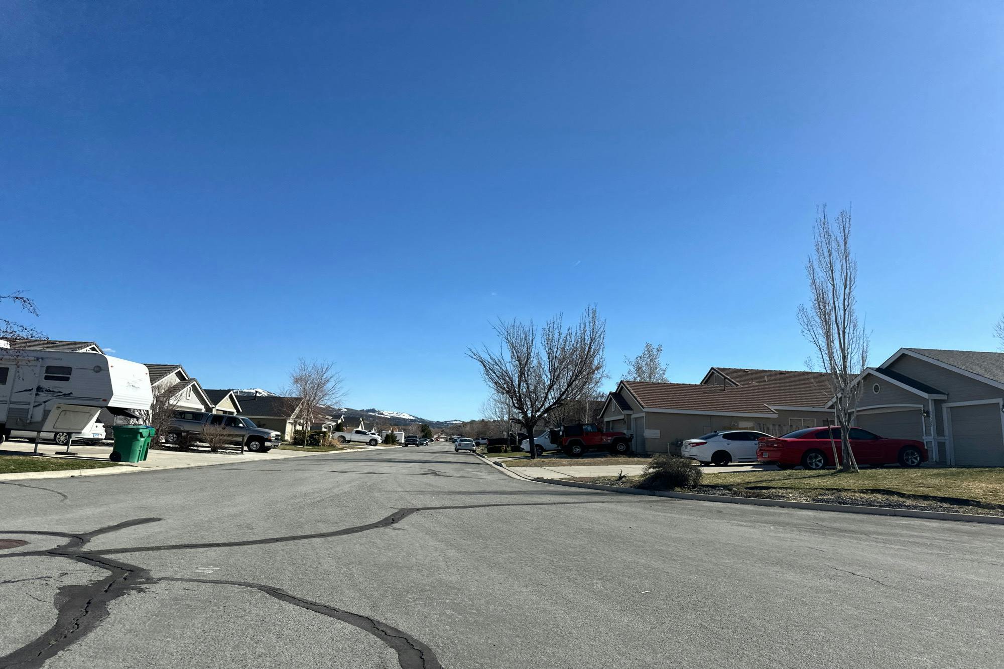 Sapphire Canyon Ct, Reno, NV 89508
