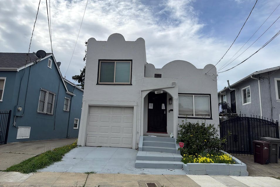 9903 Olive St Oakland, CA 94603, Alameda County