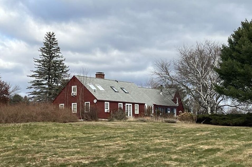 40 Spring Hill Road Mont Vernon, NH 03057, Hillsborough County