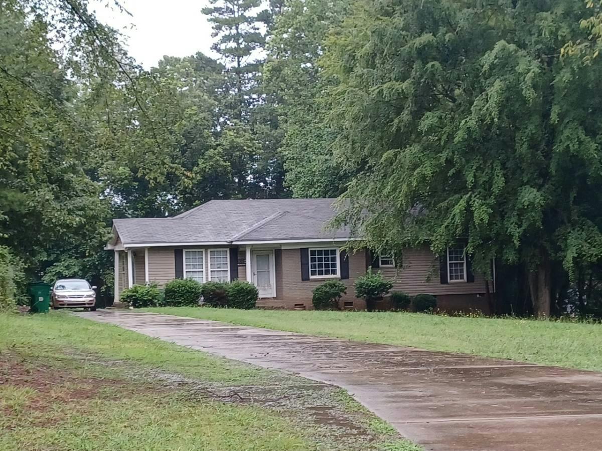 Larry Dr, Charlotte, NC 28214 #1