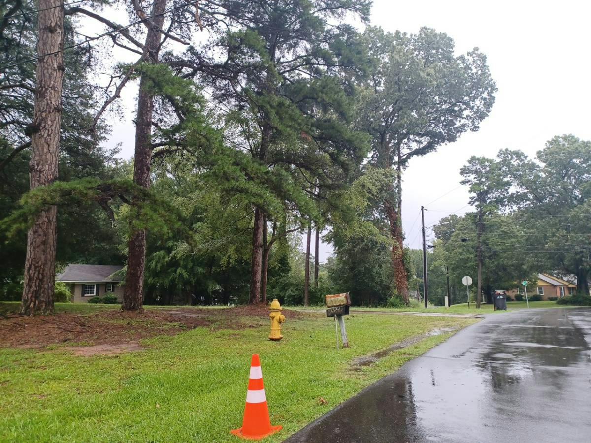 Larry Dr, Charlotte, NC 28214