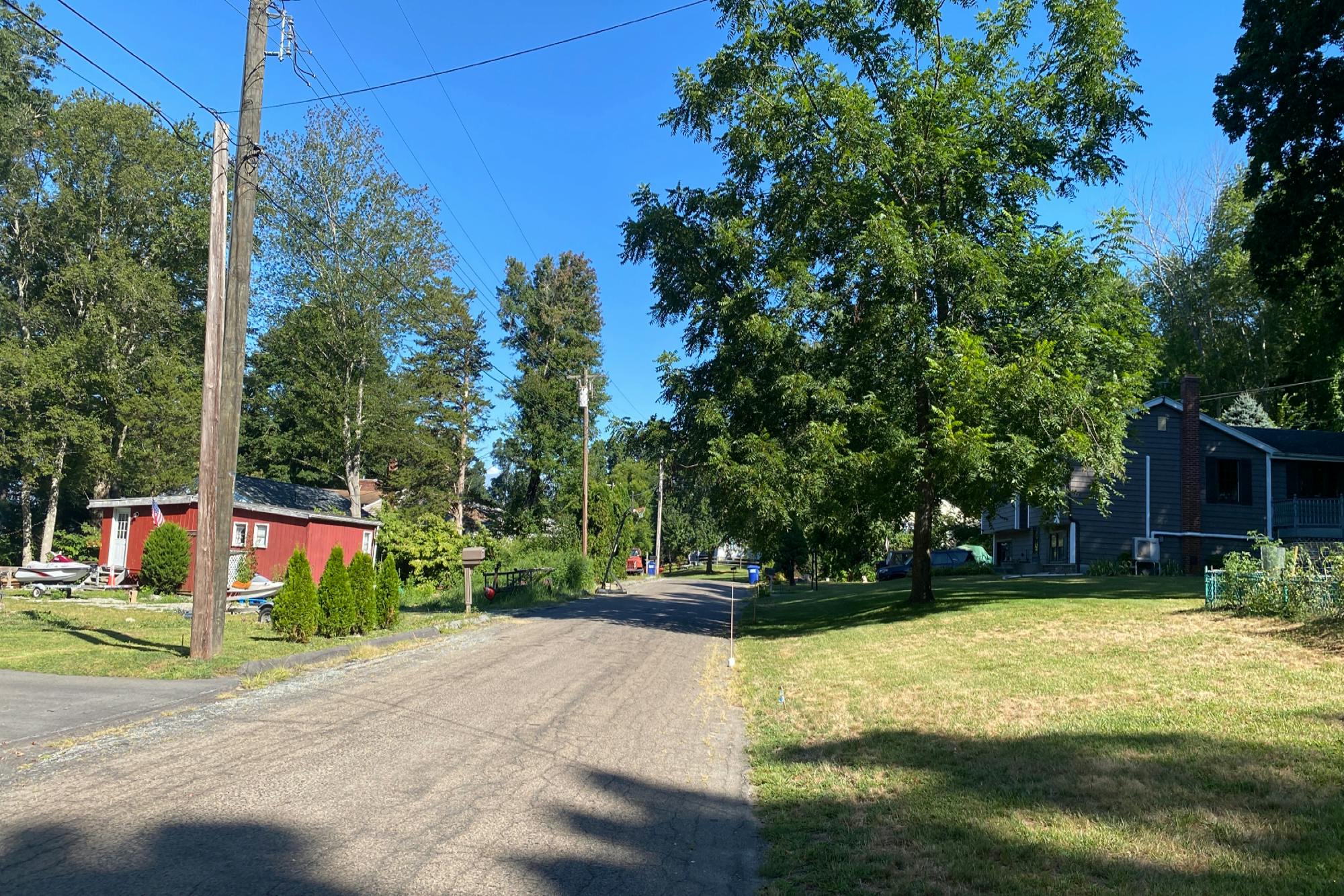 Myrtle Rd, Jewett City, CT 06351