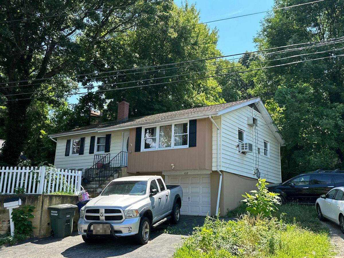 Woodside Ave, Bridgeport, CT 06606 #1