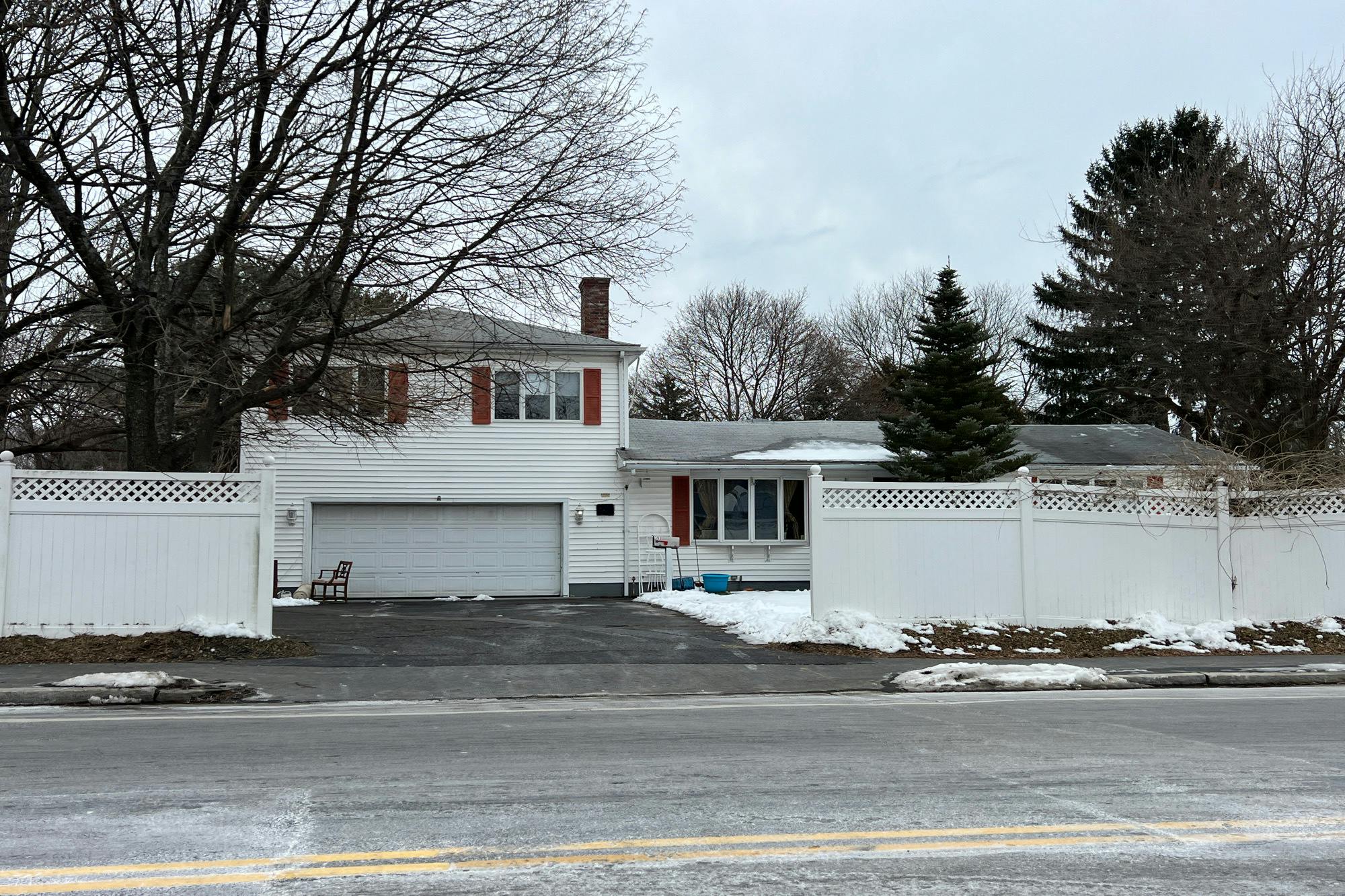 Lowell St, Lexington, MA 02420
