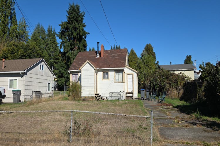 2130 East 31st St Bremerton, WA 98310, Kitsap County