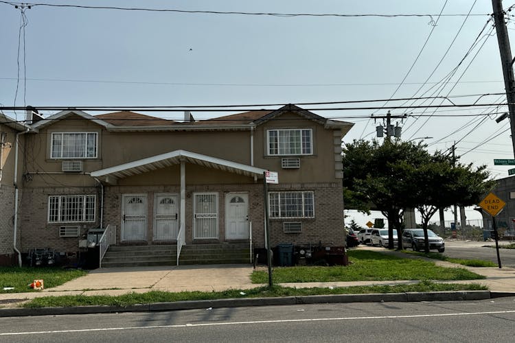 41-19 Rockaway Beach Blvd Far Rockaway, NY 11691, Queens County