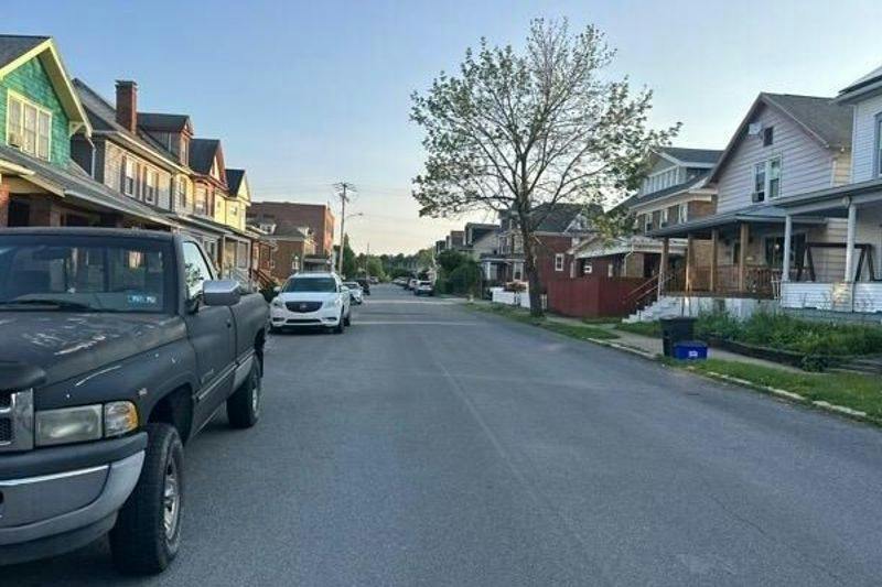 Chestnut Ave, Altoona, PA 16601