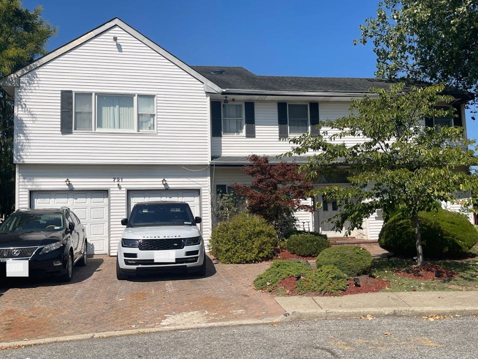 721 Park Lane Cedarhurst, NY 11516, Nassau County