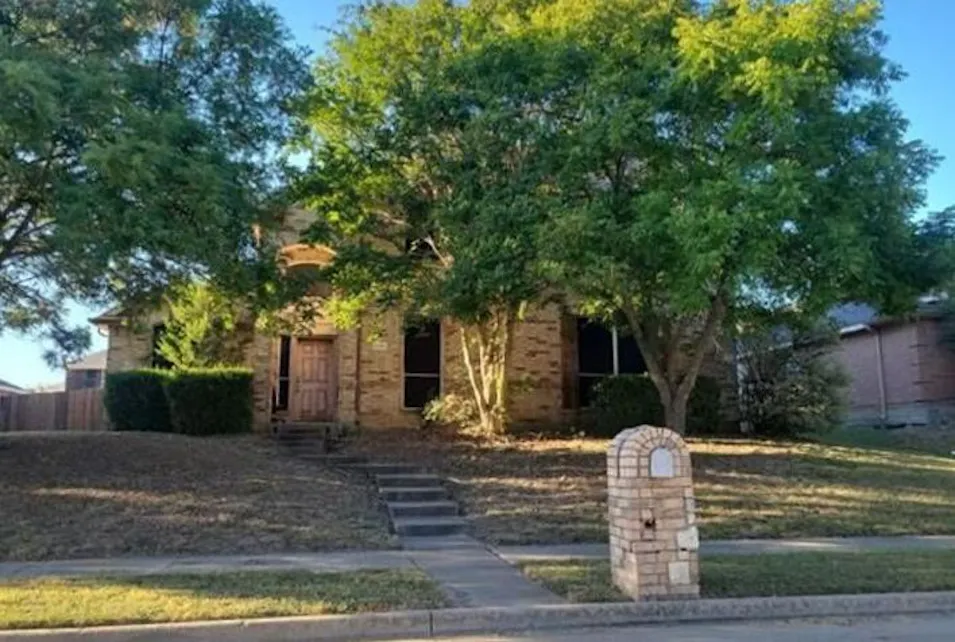 1216 Carriage Creek Drive Desoto, TX 75115, Dallas County