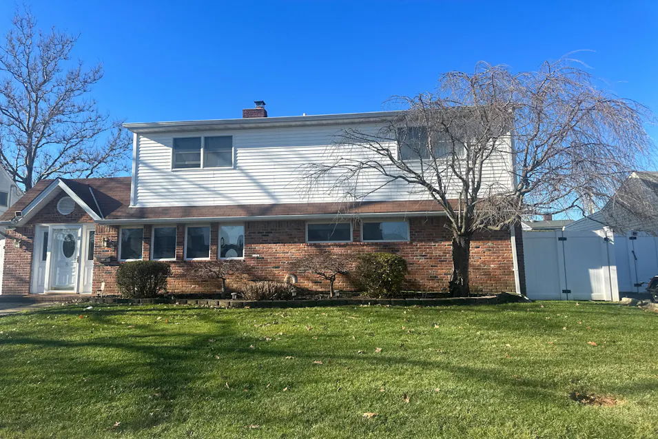 8 Rosewood Lane Wantagh, NY 11793, Nassau County