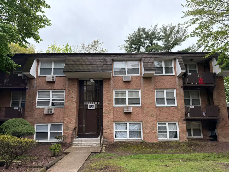 180 Kearsing Parkway, Unit B Aka 180b Kearsing Parkway Monsey, NY 10952, Rockland County