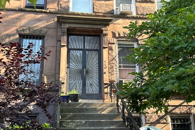 440 MacOn St Brooklyn, NY 11233, Kings County