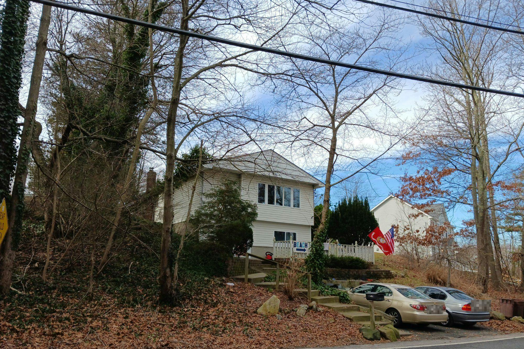 Echo Ave, Sound Beach, NY 11789