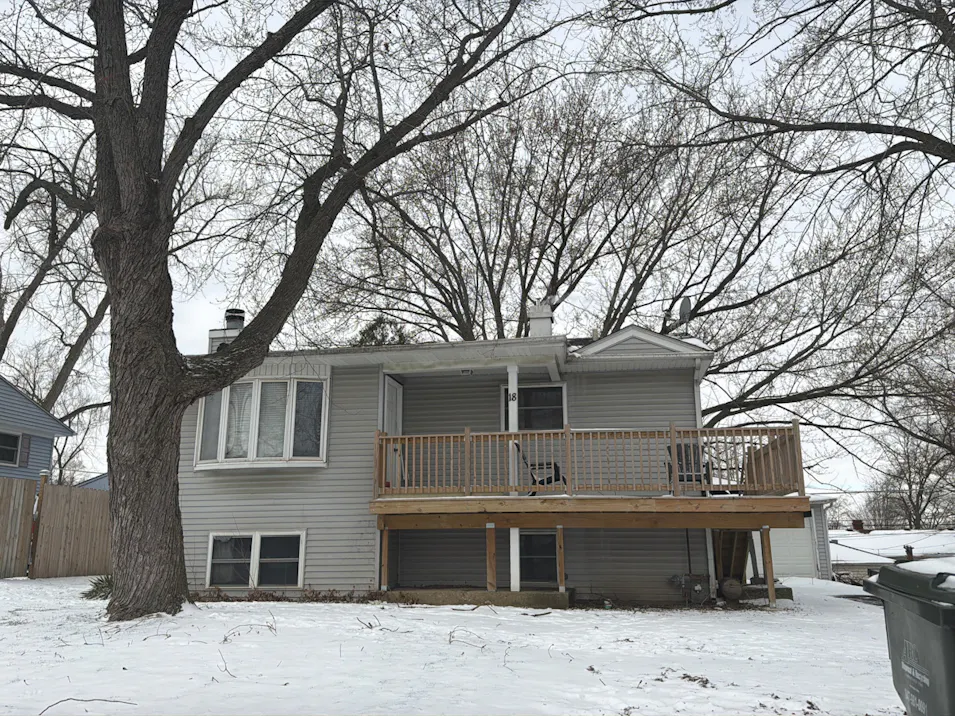 18 Birch Street Carpentersville, IL 60110, Kane County