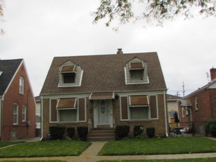 1043 Marshall Avenue Bellwood, IL 60104, Cook County