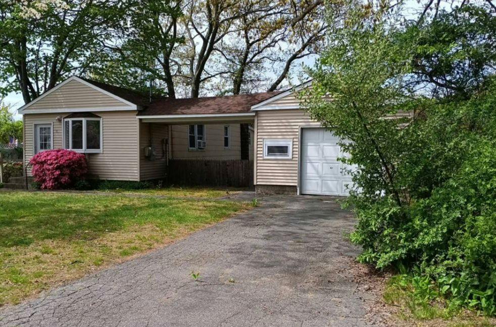 Toomey Rd, West Islip, NY 11795 #1