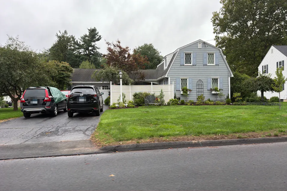 70 Ox Yoke Dr Wethersfield, CT 06109, Hartford County