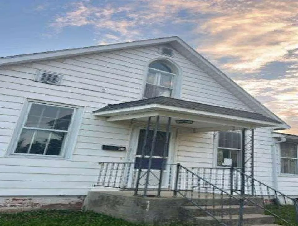 741 E 2nd St Ottawa, OH 45875, Putnam County
