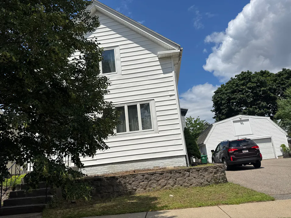 27 Cotting St Medford, MA 02155, Middlesex County