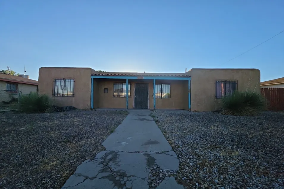 334 Estancia Dr NW Albuquerque, NM 87105, Bernalillo County