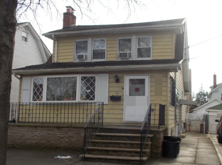 92-64 221st St Queens Village, NY 11428, Queens County