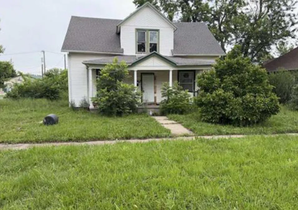 730 Holliday St Osage City, KS 66523, Osage County