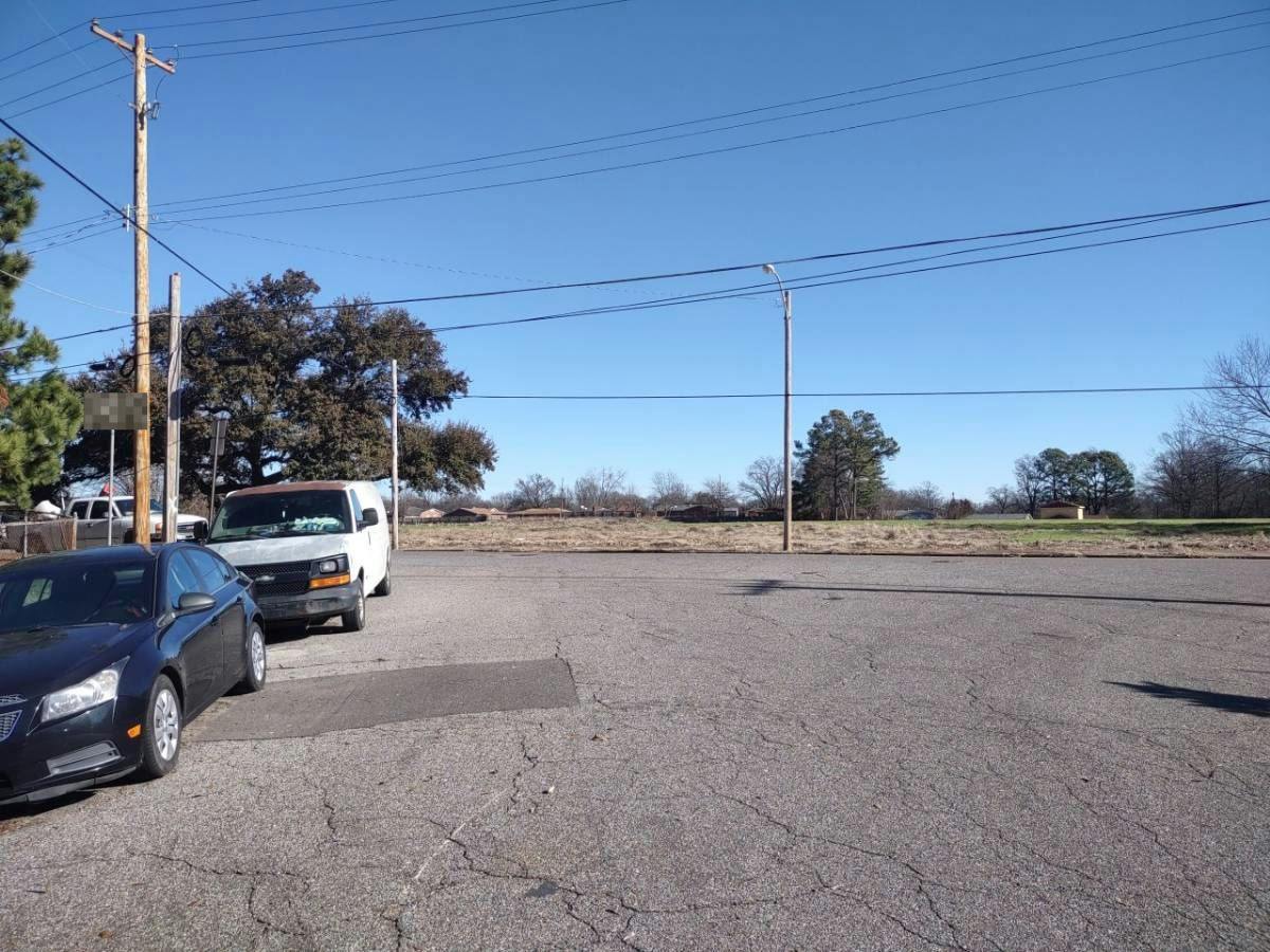 Lucille Ave, Memphis, TN 38106