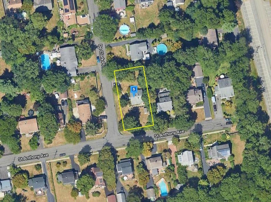 DE Clark Pl, Nanuet, NY 10954