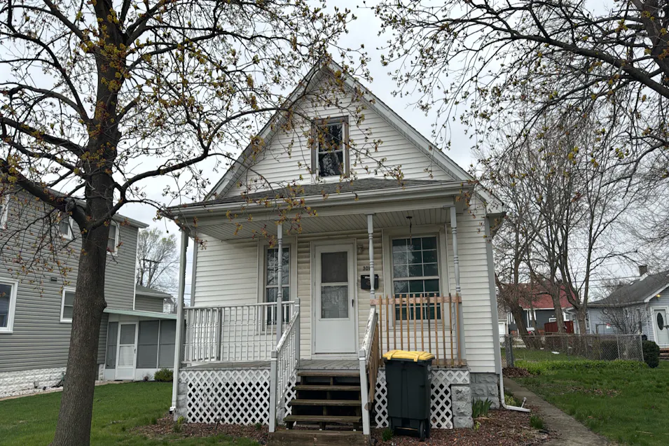 3018 182nd Place Lansing, IL 60438, Cook County