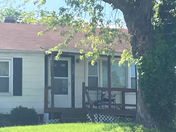 8475 MacKenzie Road Saint Louis, MO 63123, Saint Louis County