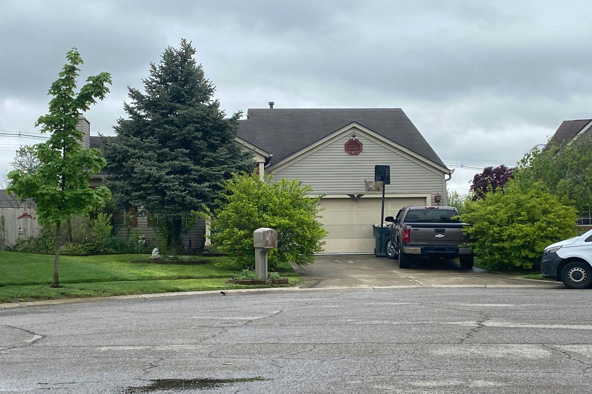 Rendezvous Ln, Columbus, OH 43207