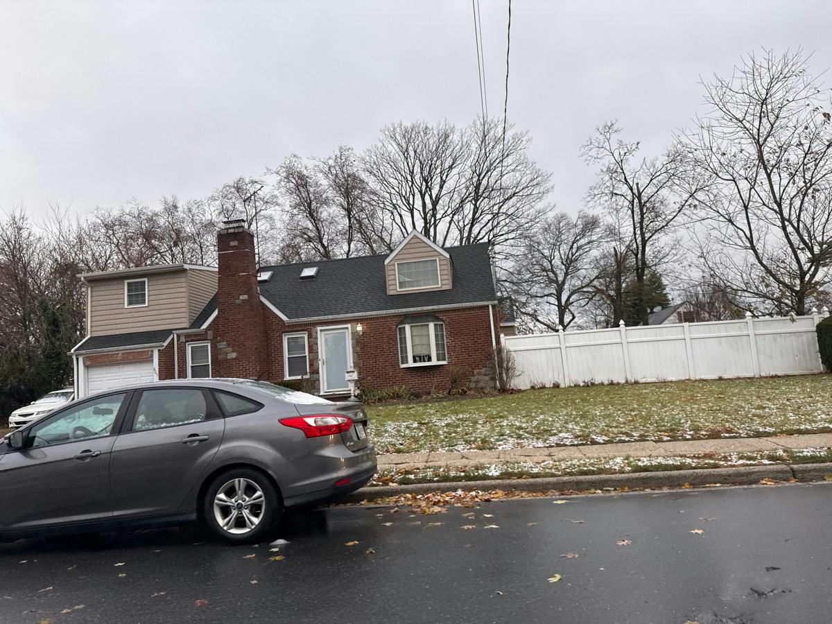 Southern Pkwy, Uniondale, NY 11553