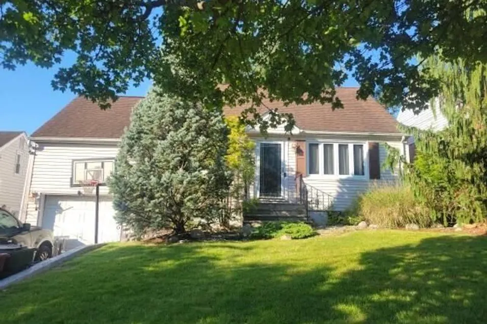 171 Mountainview Avenue Nutley, NJ 07110, Essex County