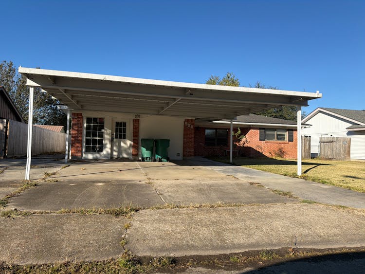 556 Hydrangea Ave Orange, TX 77630, Orange County