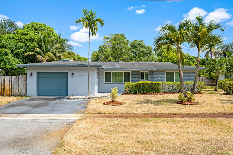 800 NW 48th Ter Plantation, FL 33317, Broward County
