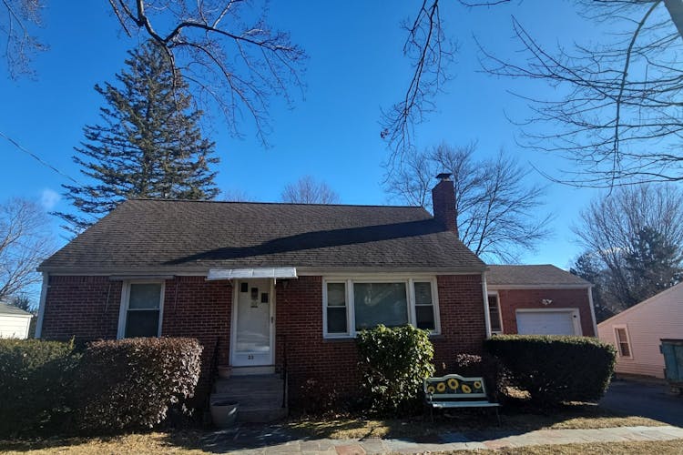 23 Day Avenue East Longmeadow, MA 01028, Hampden County