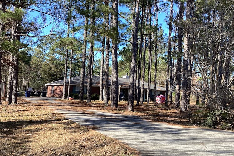 14 Ben Taylor Drive Tallassee, AL 36078, Elmore County