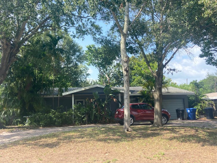815 72nd Ave N, Saint Petersburg, FL, 33702, USA