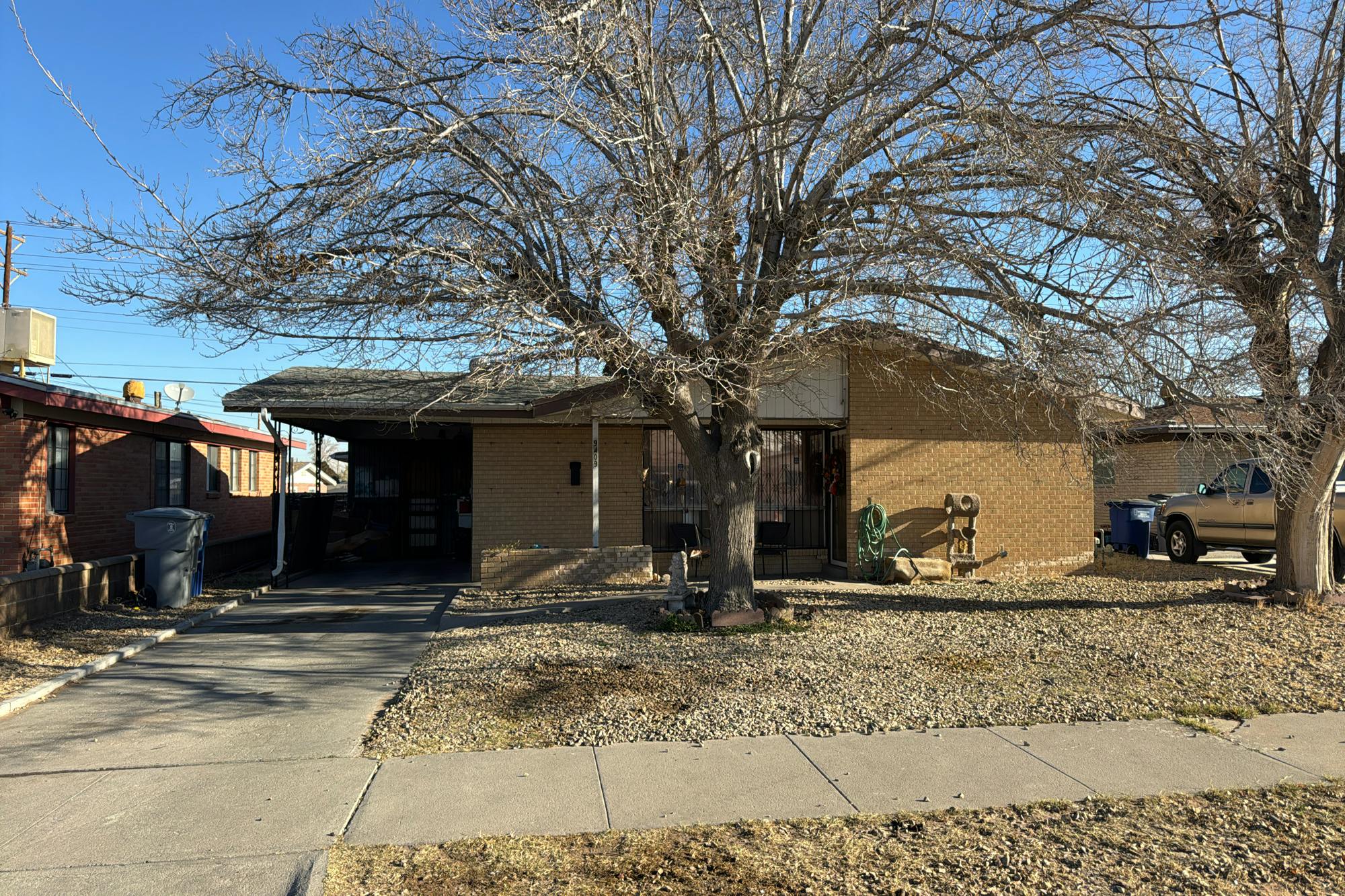 Album Ave, El Paso, TX 79925
